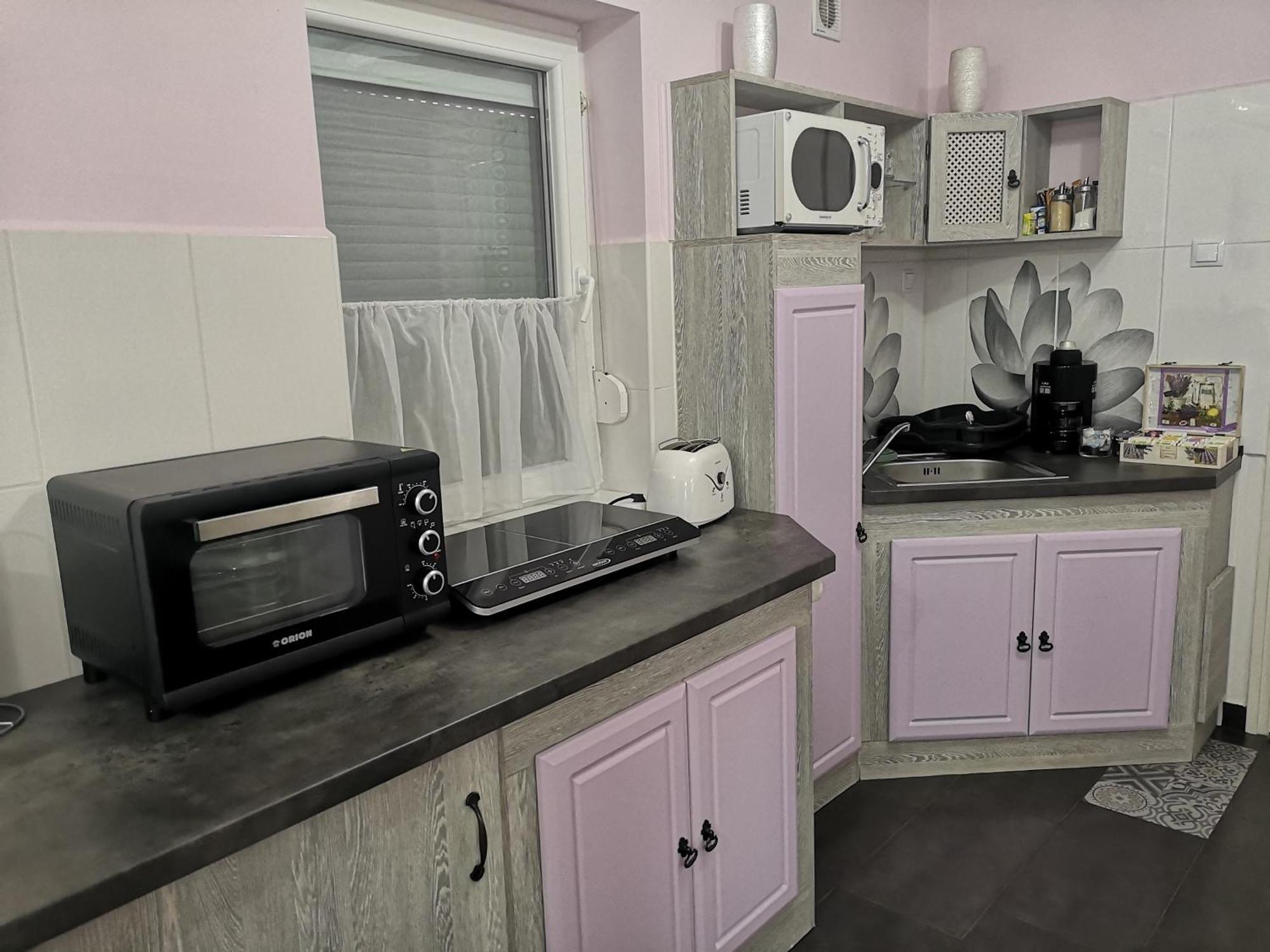 Levendula Apartment *